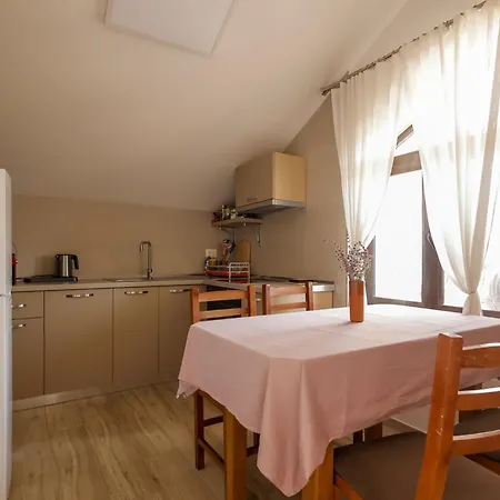 بيت ضيافة Old Olive