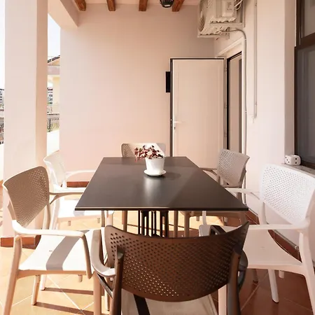 게스트하우스 Old Olive 티라나