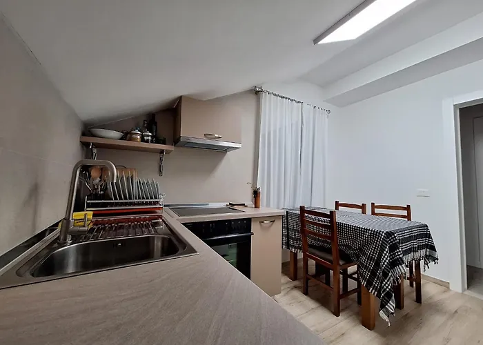 Old Olive 4* Tirana